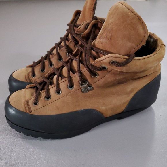 Eddie Bauer Shoes - Eddie Bauer Suede Boots Womens 8 Tan Outdoor Ankle Trail Hiking Shoes